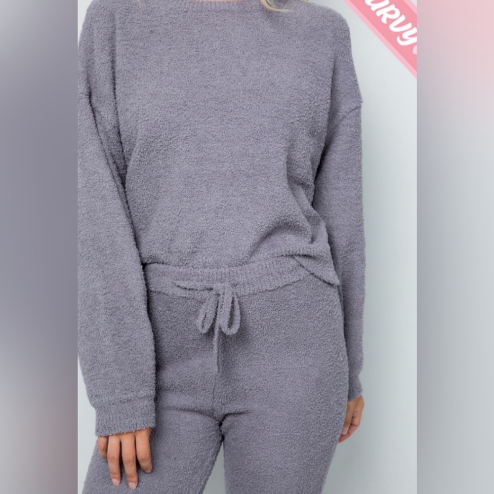 Fuzzy 2-Piece Lounge Set